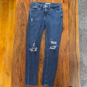 Levis 711 Skinny Distressed Denim